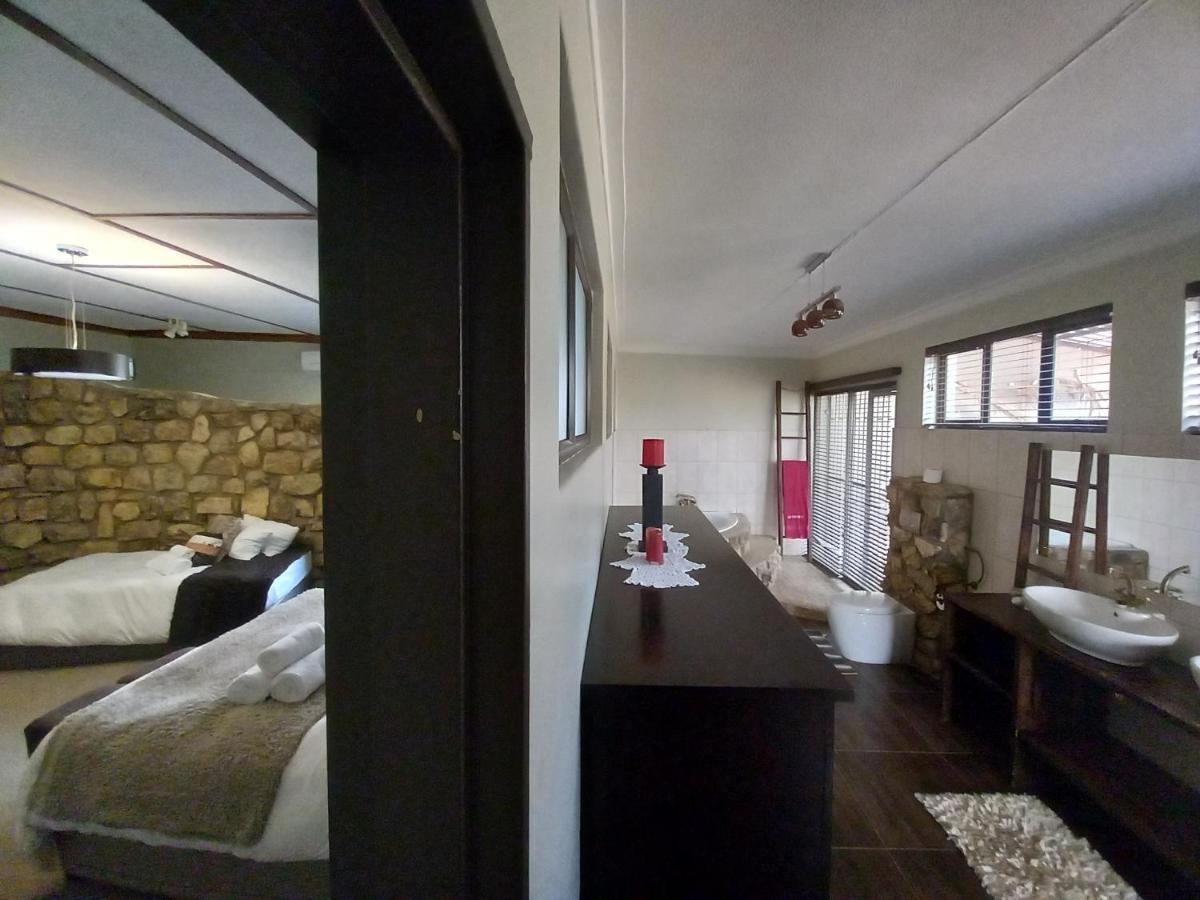 Die Windpomp Guesthouse Gobabis Екстериор снимка
