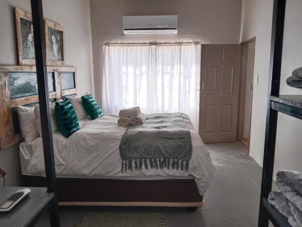 Die Windpomp Guesthouse Gobabis Екстериор снимка