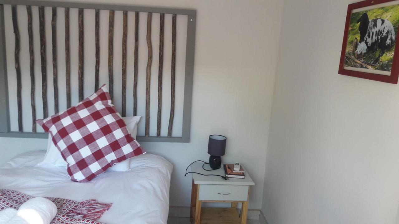 Die Windpomp Guesthouse Gobabis Екстериор снимка
