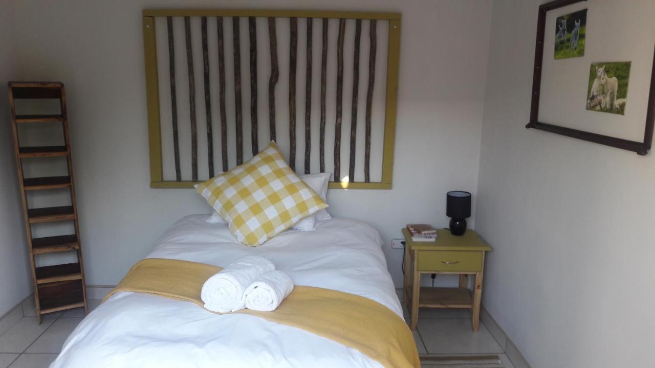 Die Windpomp Guesthouse Gobabis Екстериор снимка