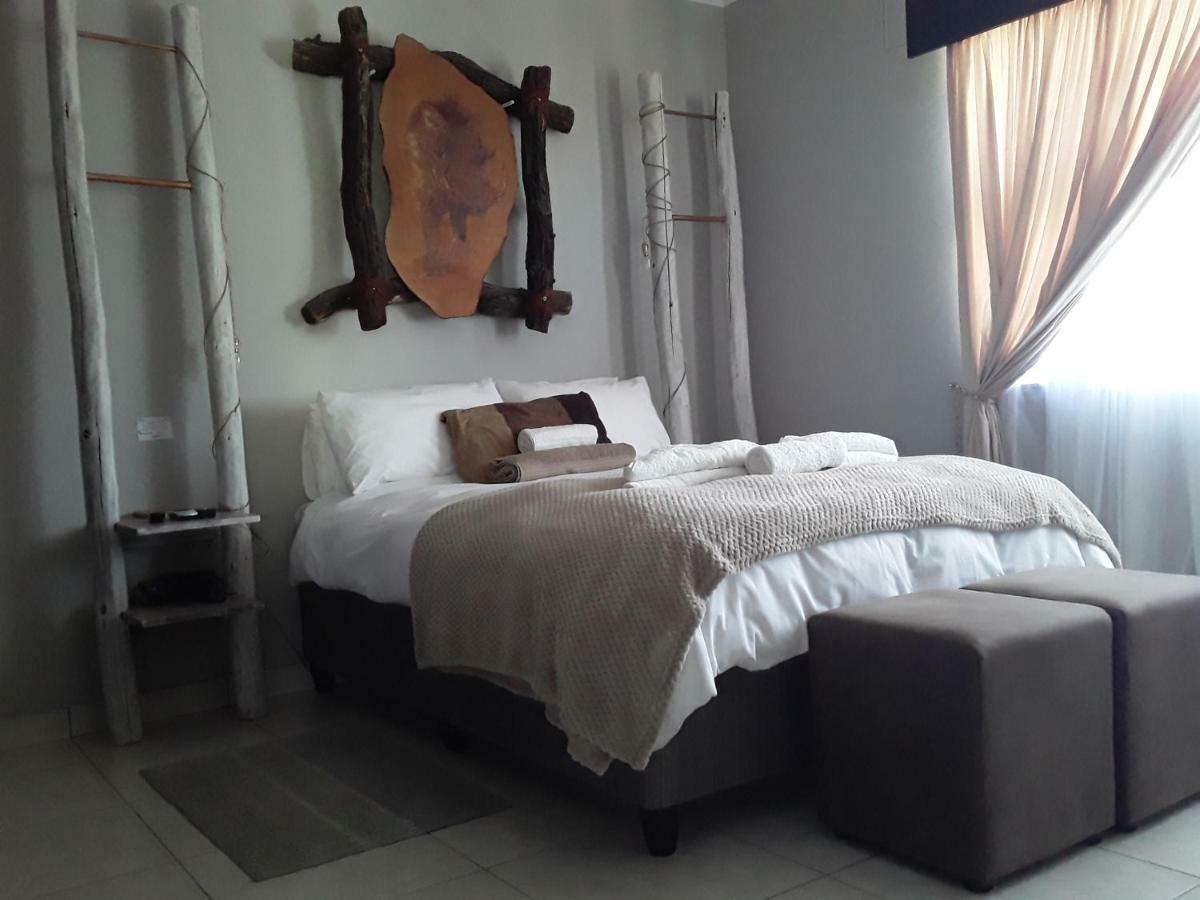 Die Windpomp Guesthouse Gobabis Екстериор снимка